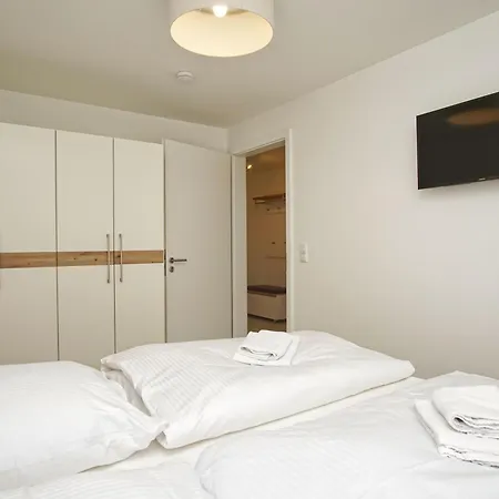 Rex Rugia Fewo12-3 Mit Schwimmbad Und Saunanutzung Im Ahoi-erlebnisbad Sellin