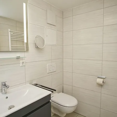 Rex Rugia Fewo12-3 Mit Schwimmbad Und Saunanutzung Im Ahoi-erlebnisbad Sellin Лоббе