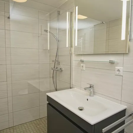 Rex Rugia Fewo12-3 Strandnah,terrasse,sauna,pool Apartment