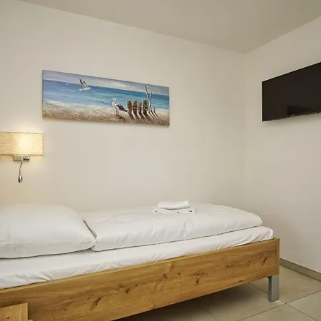 Rex Rugia Fewo12-3 Mit Schwimmbad Und Saunanutzung Im Ahoi-erlebnisbad Sellin